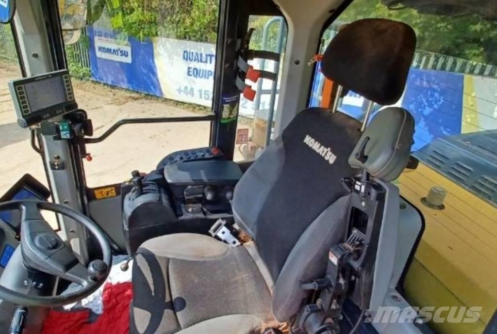 Komatsu WA 480-8 Incarcator pe pneuri