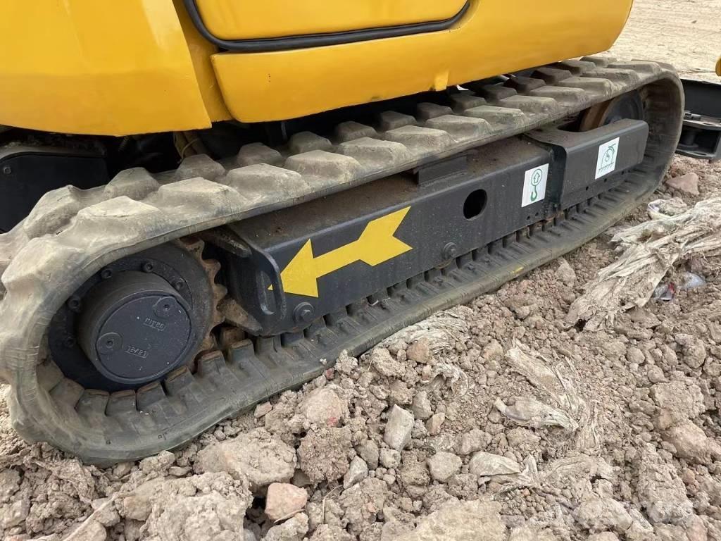 Komatsu PC18MR-3 Mini excavatoare < 7t