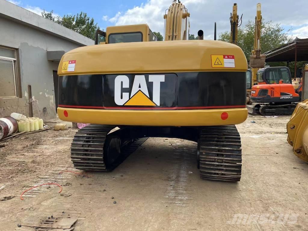 CAT 320C Excavatoare pe șenile
