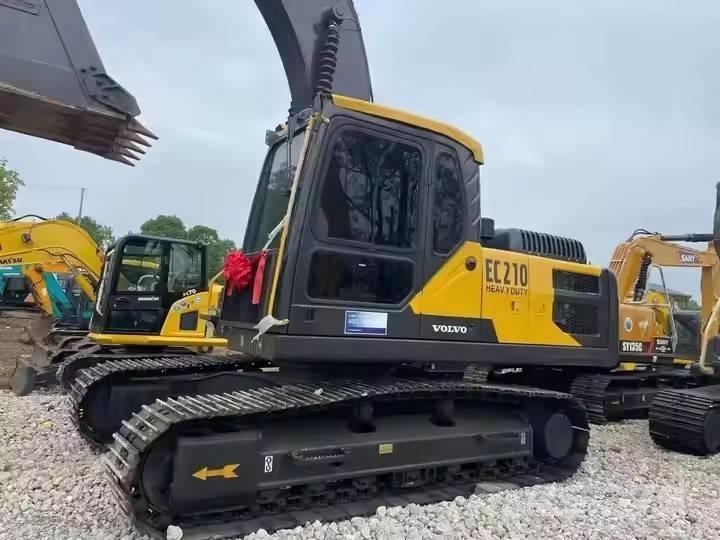 Volvo EC 210 Excavatoare pe șenile
