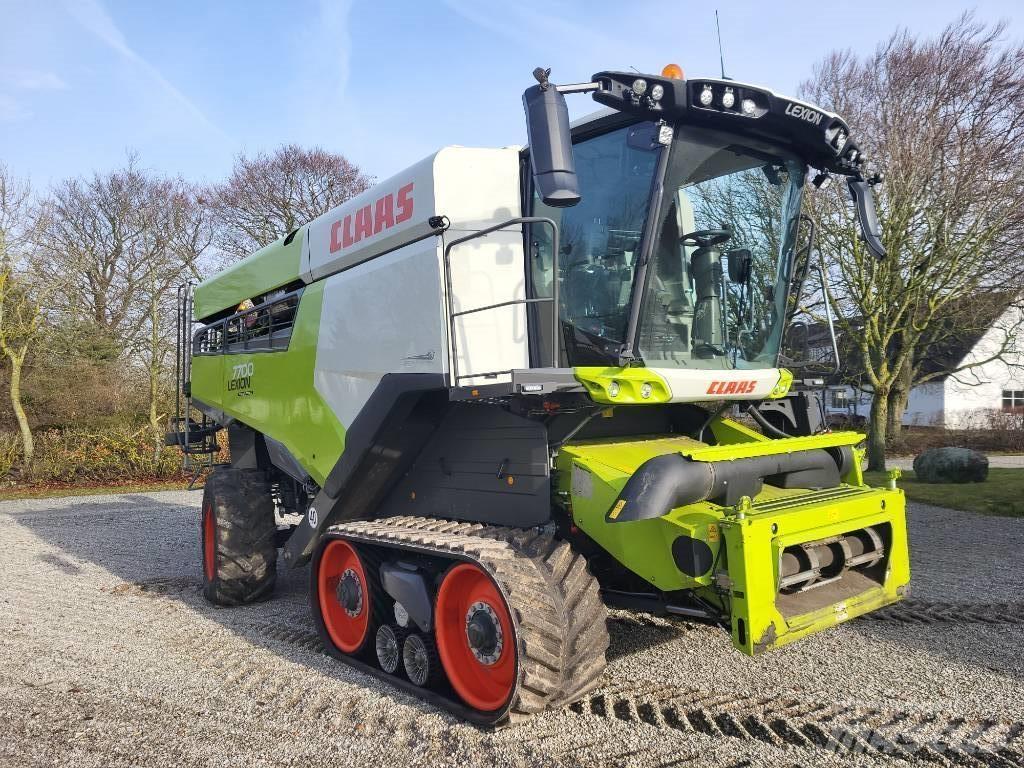 CLAAS Lexion 7700 TT Combine de secerat