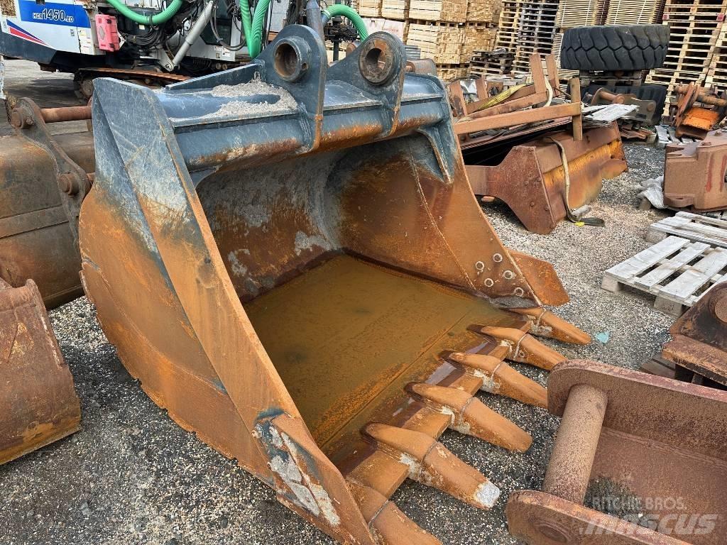 Hyundai HX 380 L Excavatoare pe șenile
