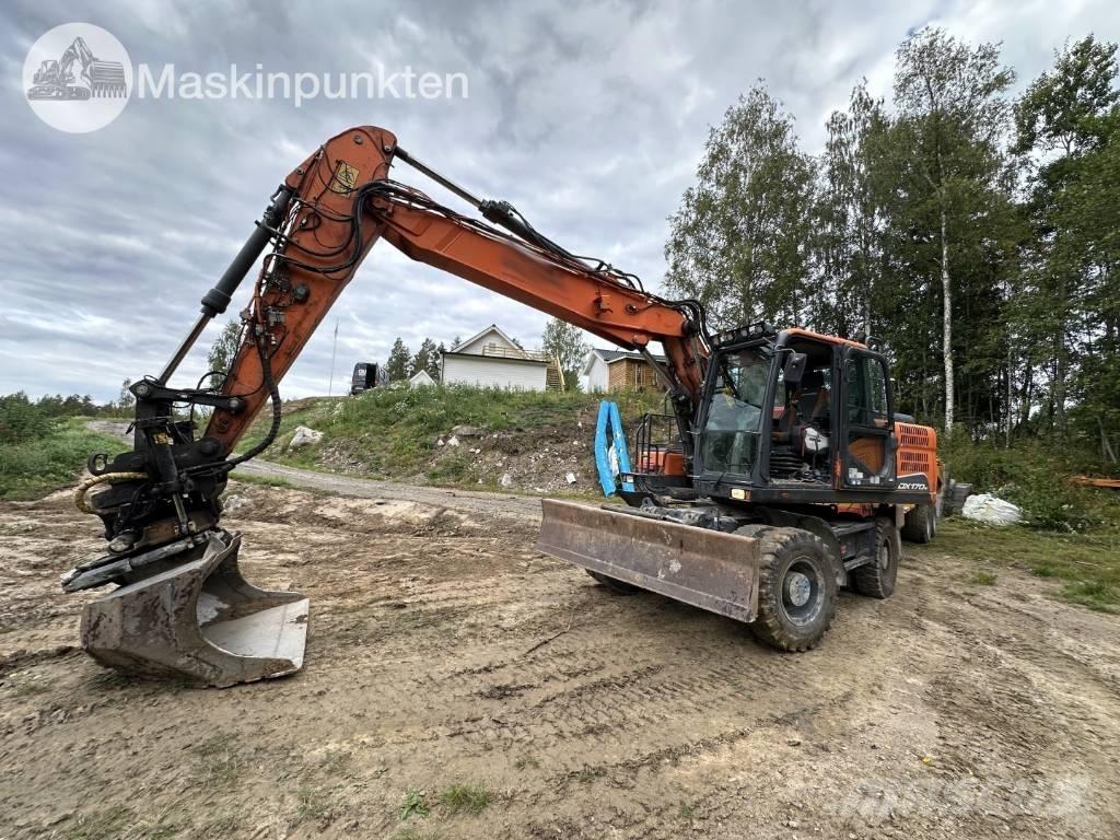 Doosan DX 170 W Excavatoare cu roti