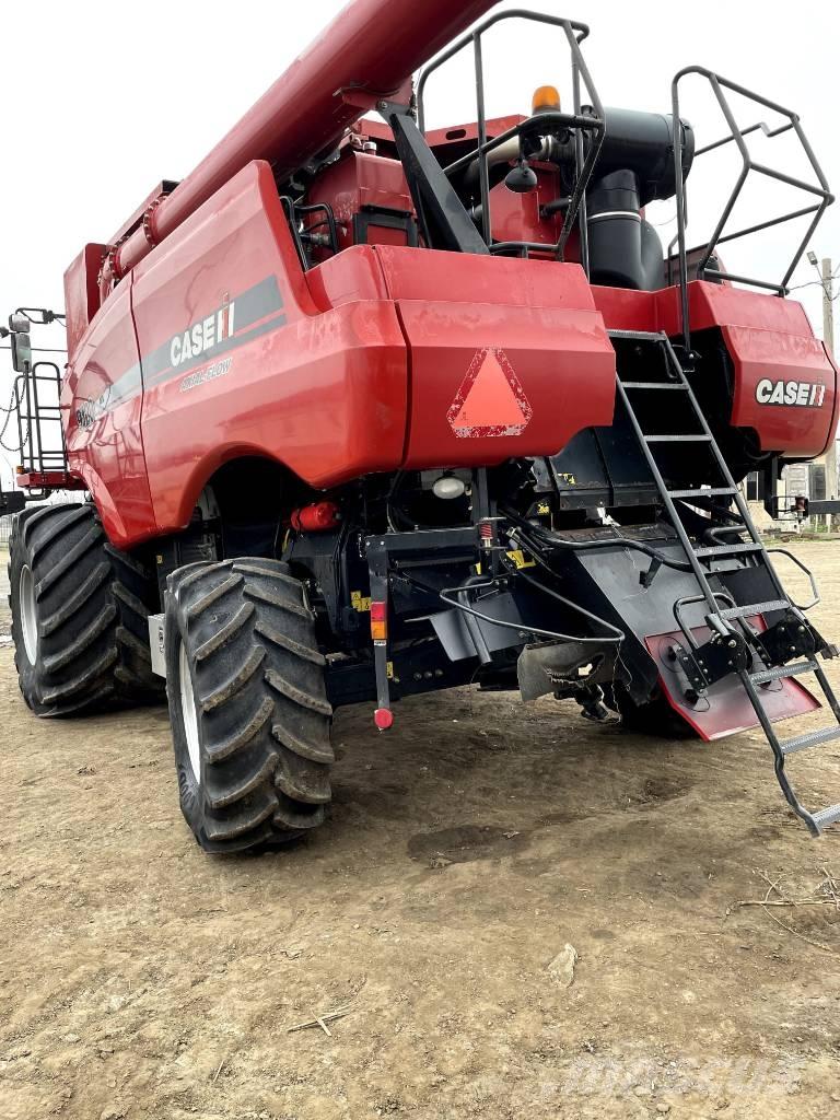 Case IH 9120 Combine de secerat