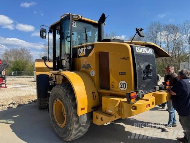 CAT 930 H Incarcator pe pneuri
