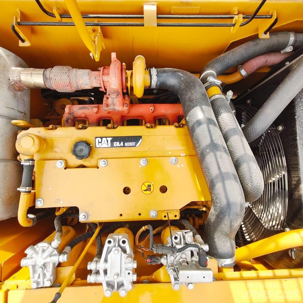 CAT 320D Excavatoare pe șenile
