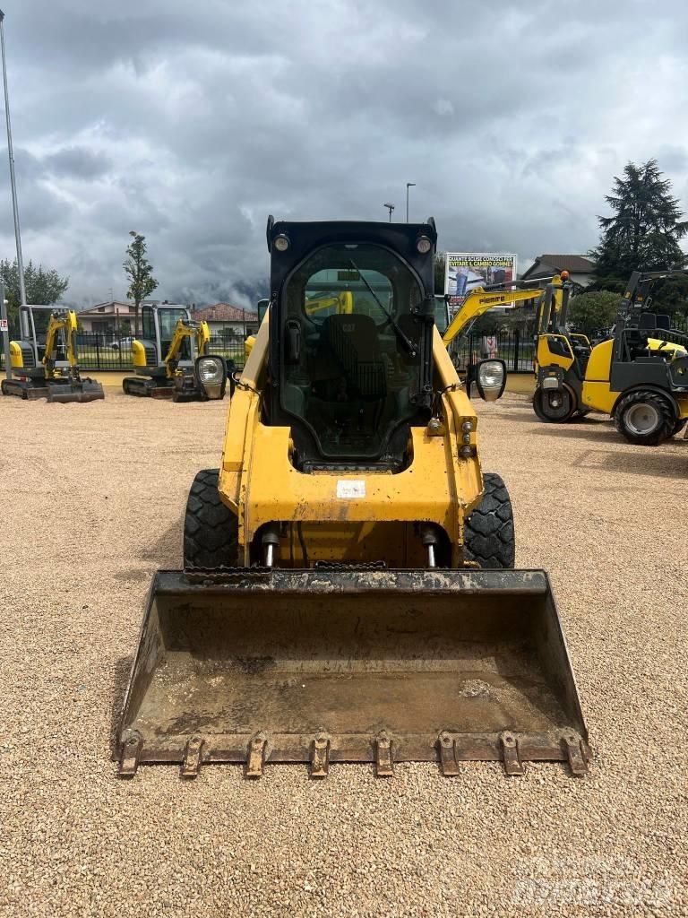 CAT 262 D Mini incarcator