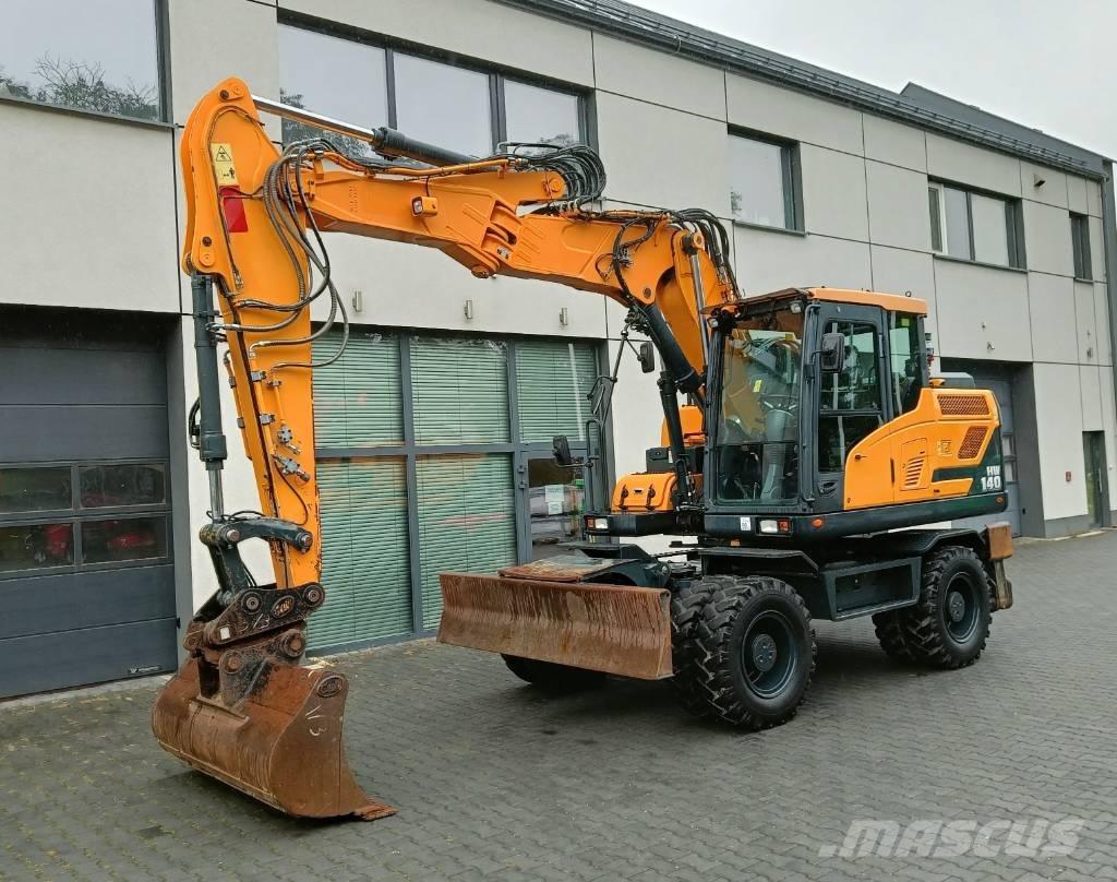 Hyundai HW140 Excavatoare cu roti