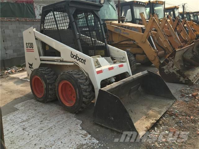 Bobcat S 130 Mini incarcator