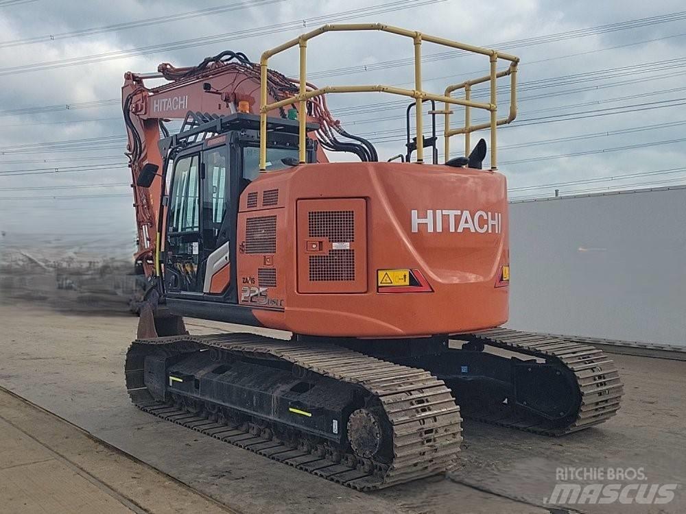 Hitachi ZX225USLC-7 Excavatoare pe șenile
