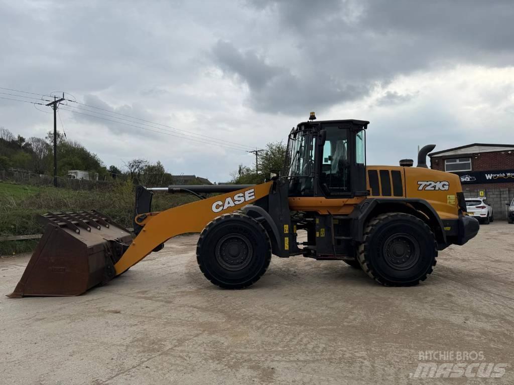 CASE 721 GXR Incarcator pe pneuri