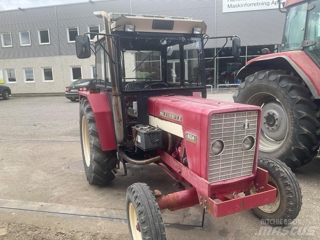IH 624 Tractoare