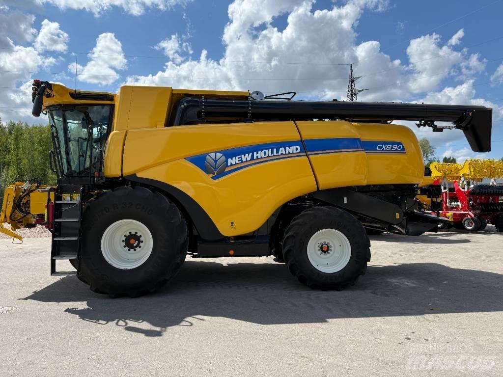 New Holland CX 8.90 Combine de secerat