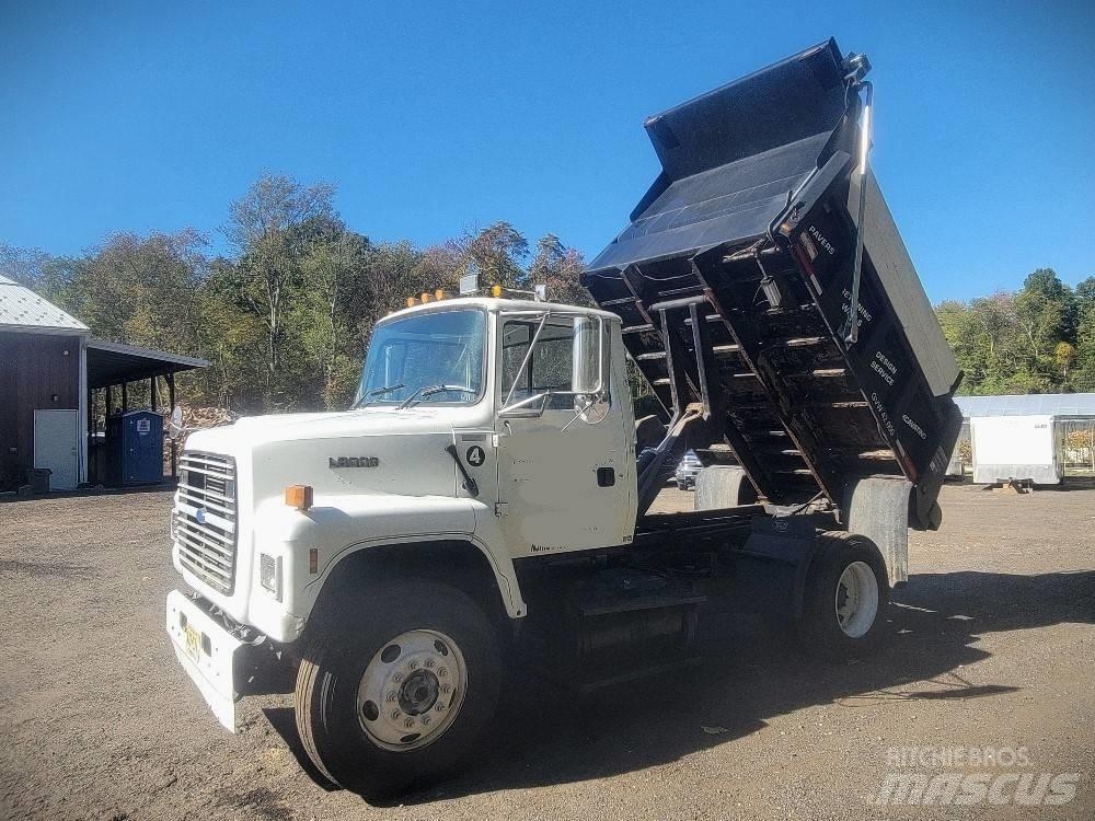 Ford L8000 Autobasculanta