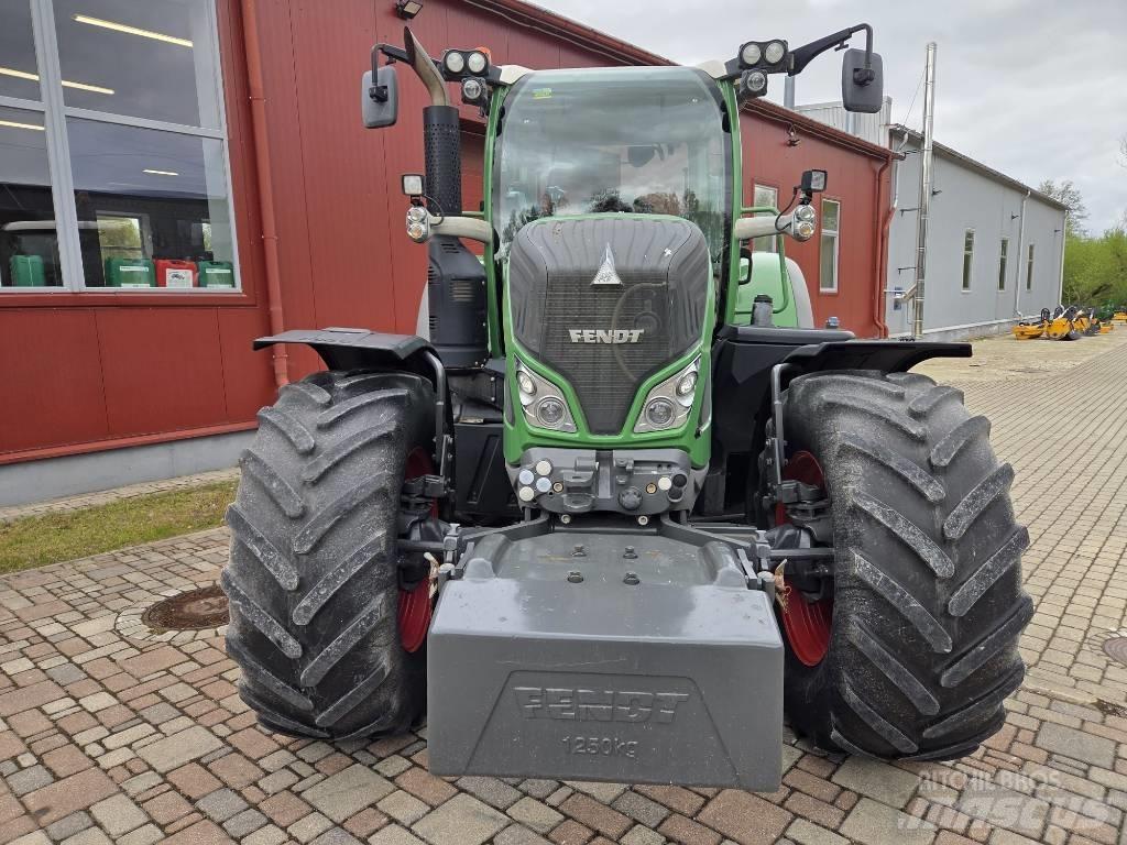 Fendt 724 Profi Plus Tractoare