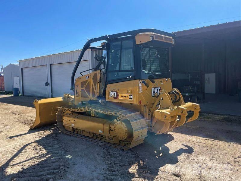 CAT D 3 Buldozere pe senile