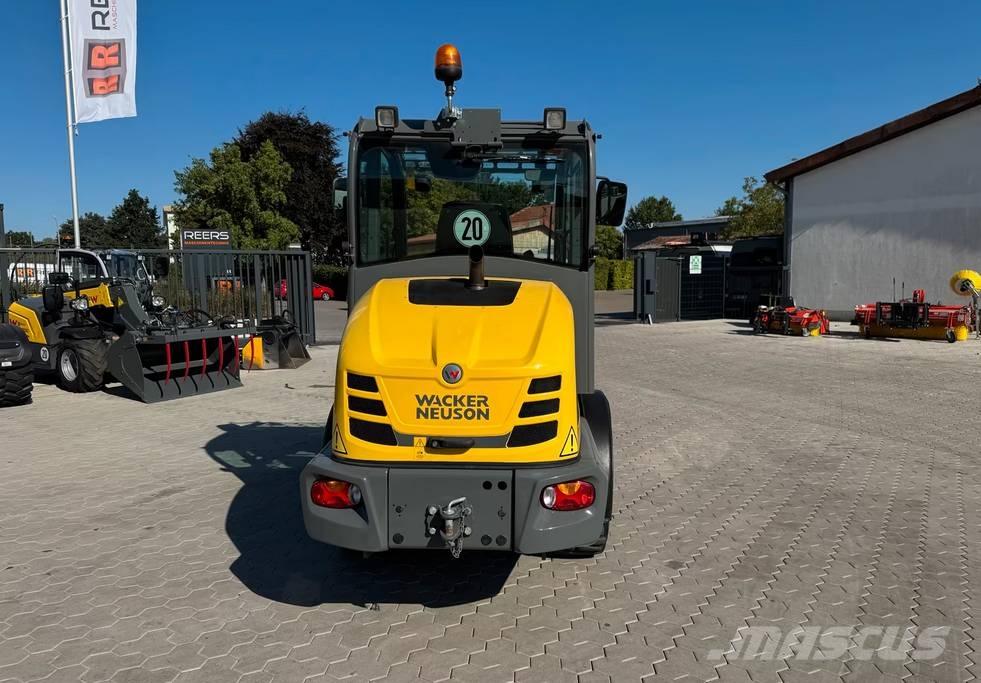 Wacker Neuson WL 38 Incarcator pe pneuri