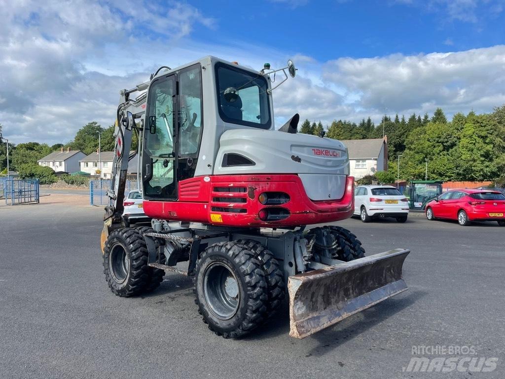 Takeuchi TB295W Excavatoare cu roti