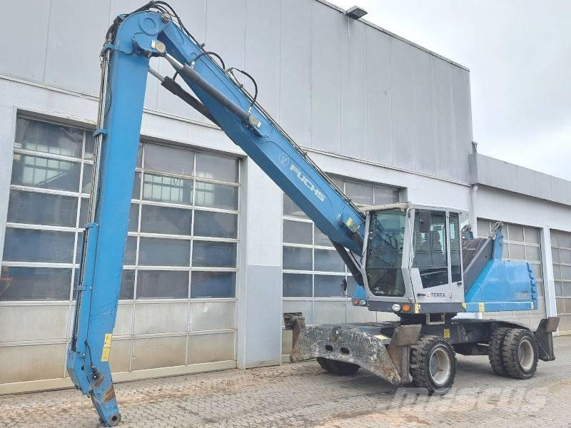 Fuchs MHL 335 E Paleta de manipulare