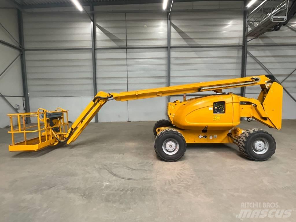 JLG 600 AJ Nacele cu brat articulat