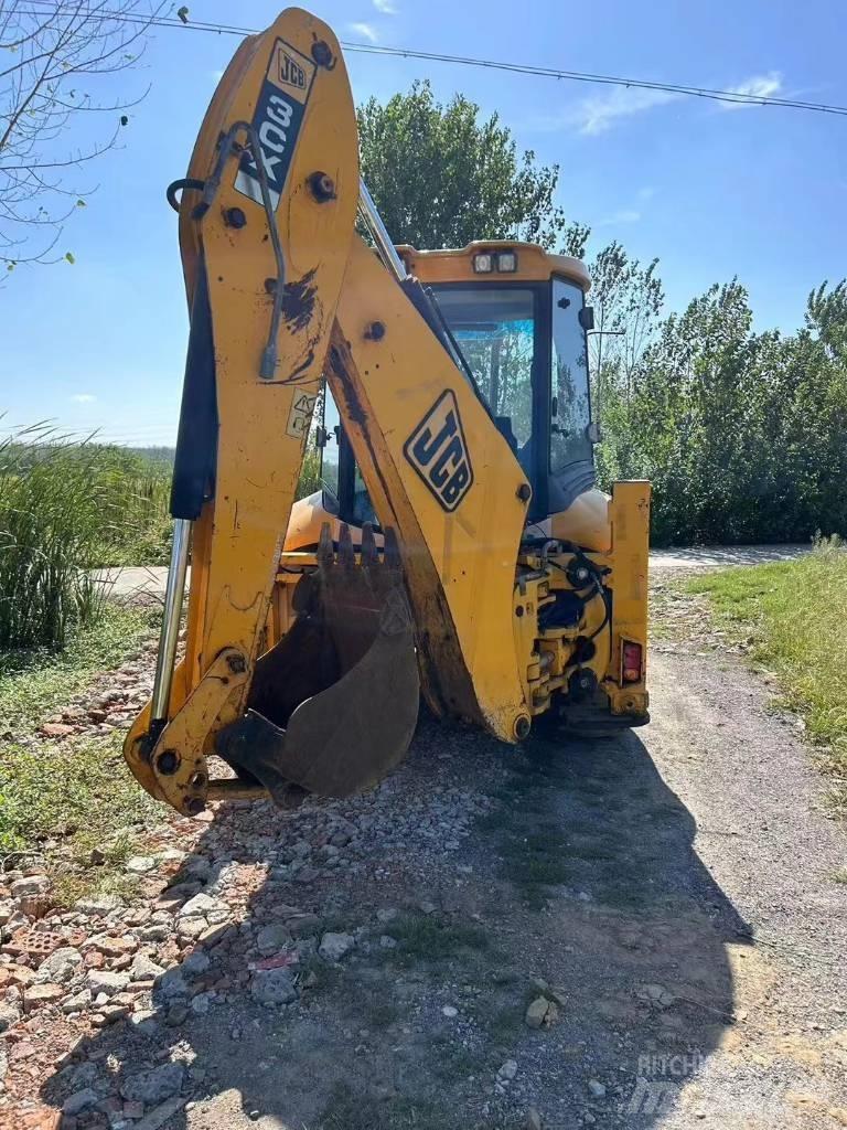 JCB 3 CX Buldoexcavatoare