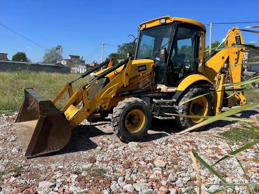 JCB 3 CX Buldoexcavatoare
