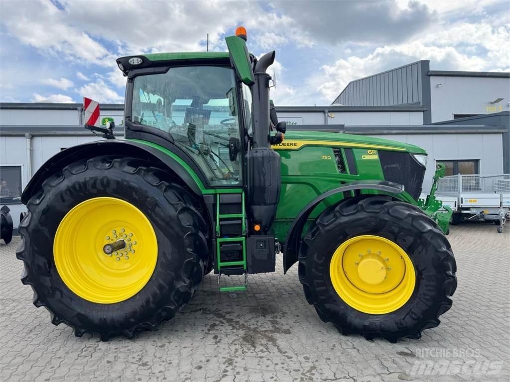 John Deere 6R 250 Tractoare