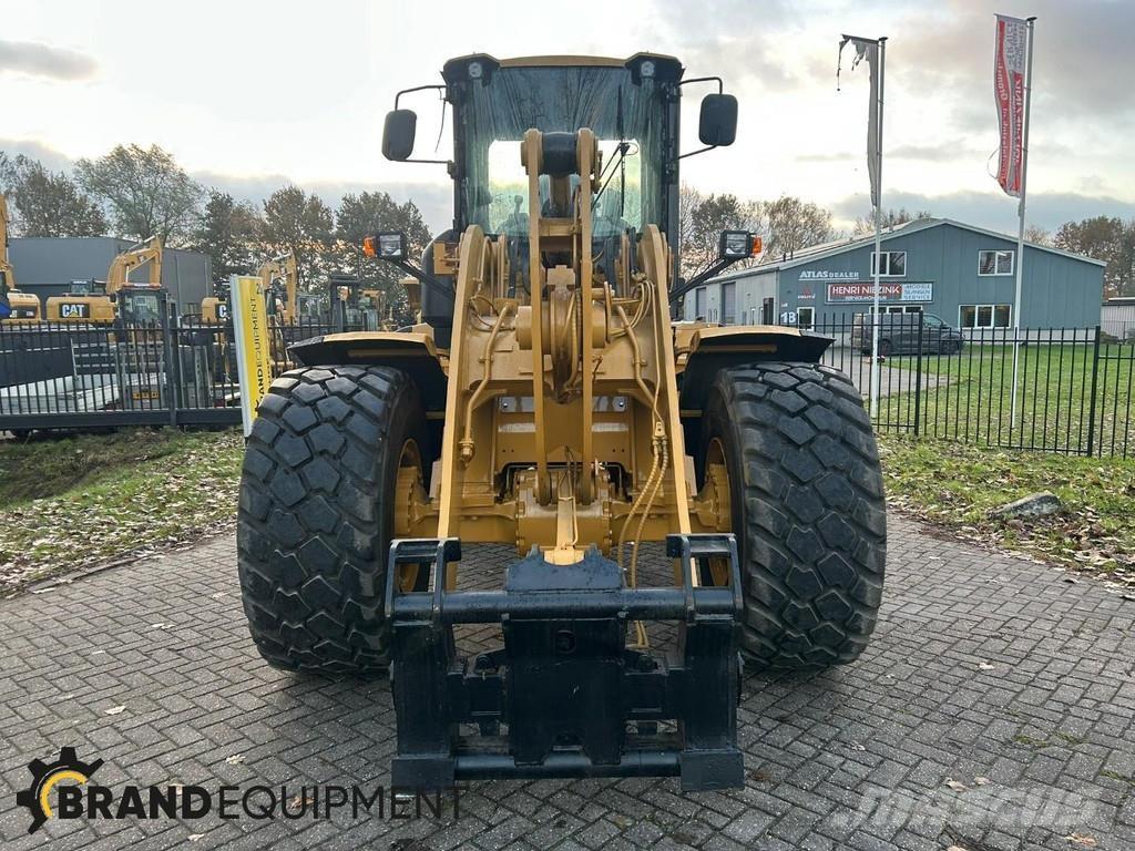 CAT 938K Incarcator pe pneuri