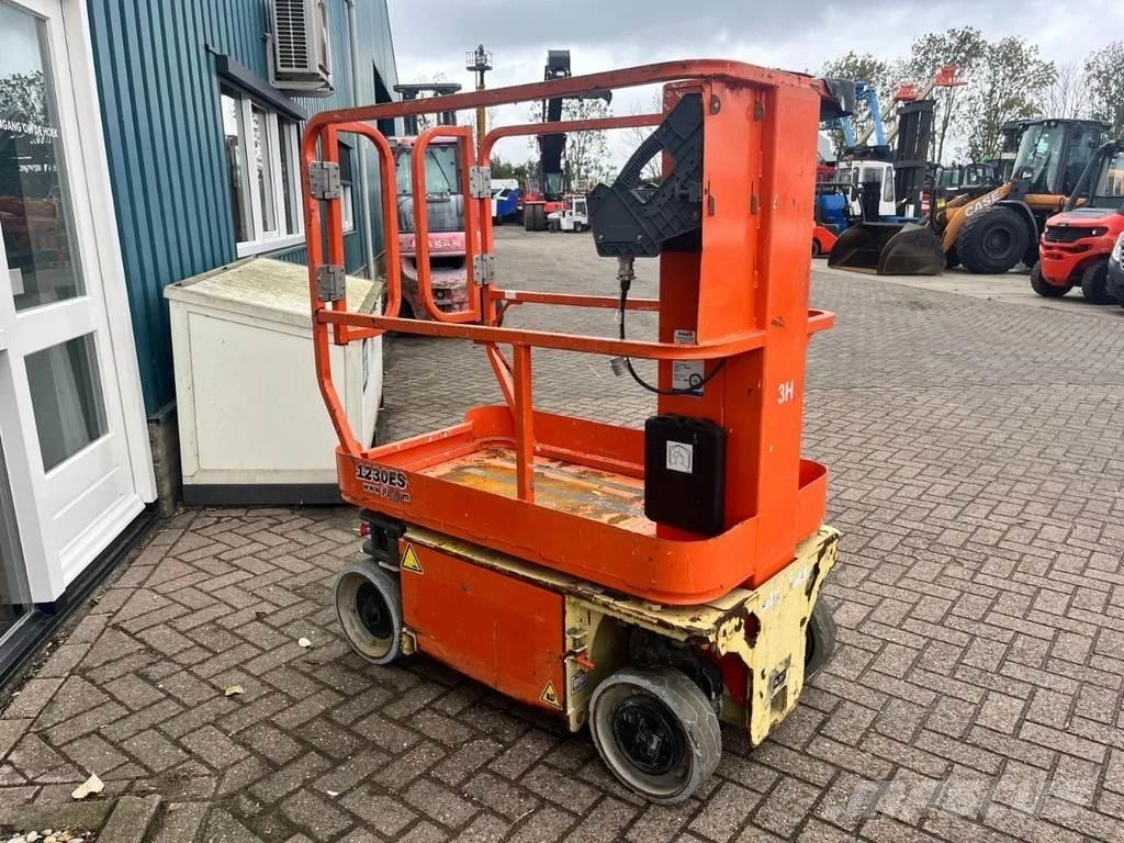 JLG 1230ES Nacele cu brat telescopic