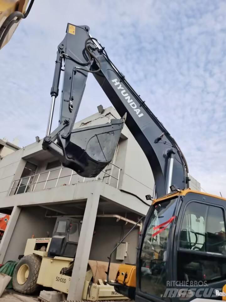Hyundai 210w-9 Excavatoare cu roti