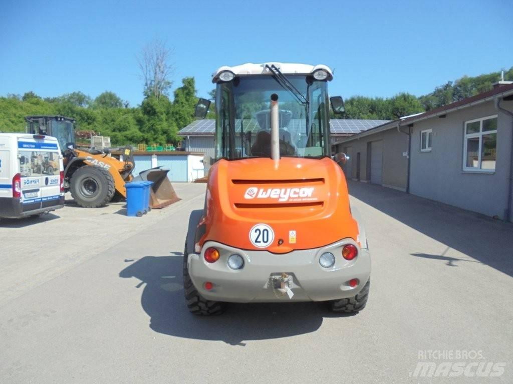 Weycor AR 420 Incarcator pe pneuri