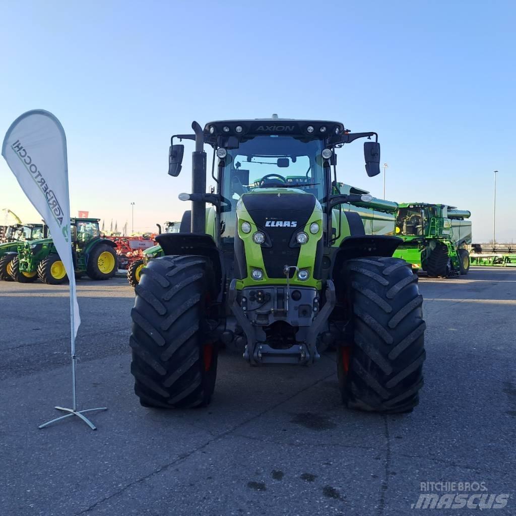 CLAAS Axion 830 Tractoare