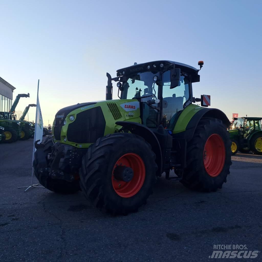 CLAAS Axion 830 Tractoare