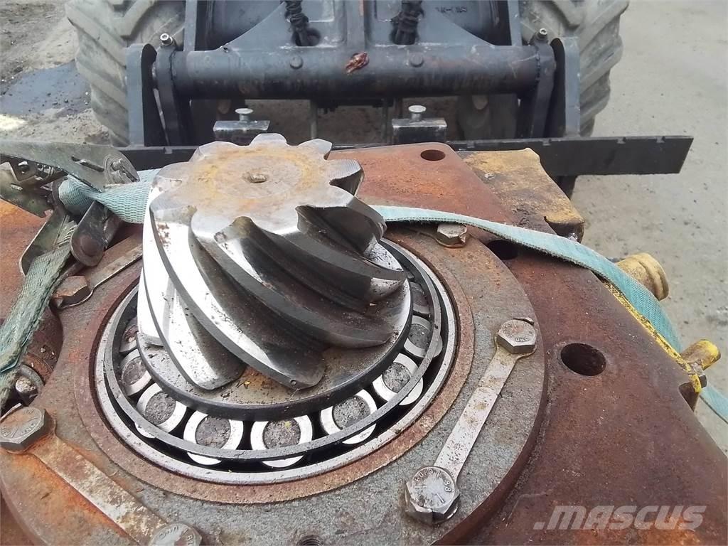 Volvo BM 868 Transmisie
