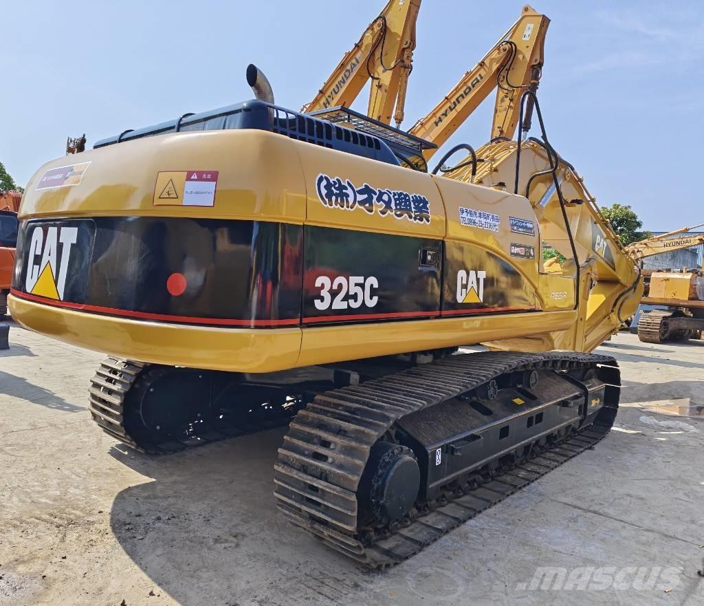 CAT 325 C Excavatoare pe șenile
