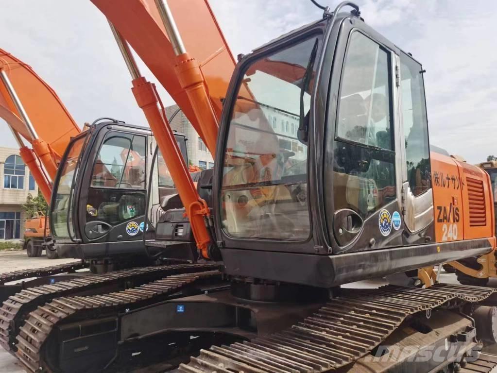 Hitachi ZX 240 Excavatoare pe șenile
