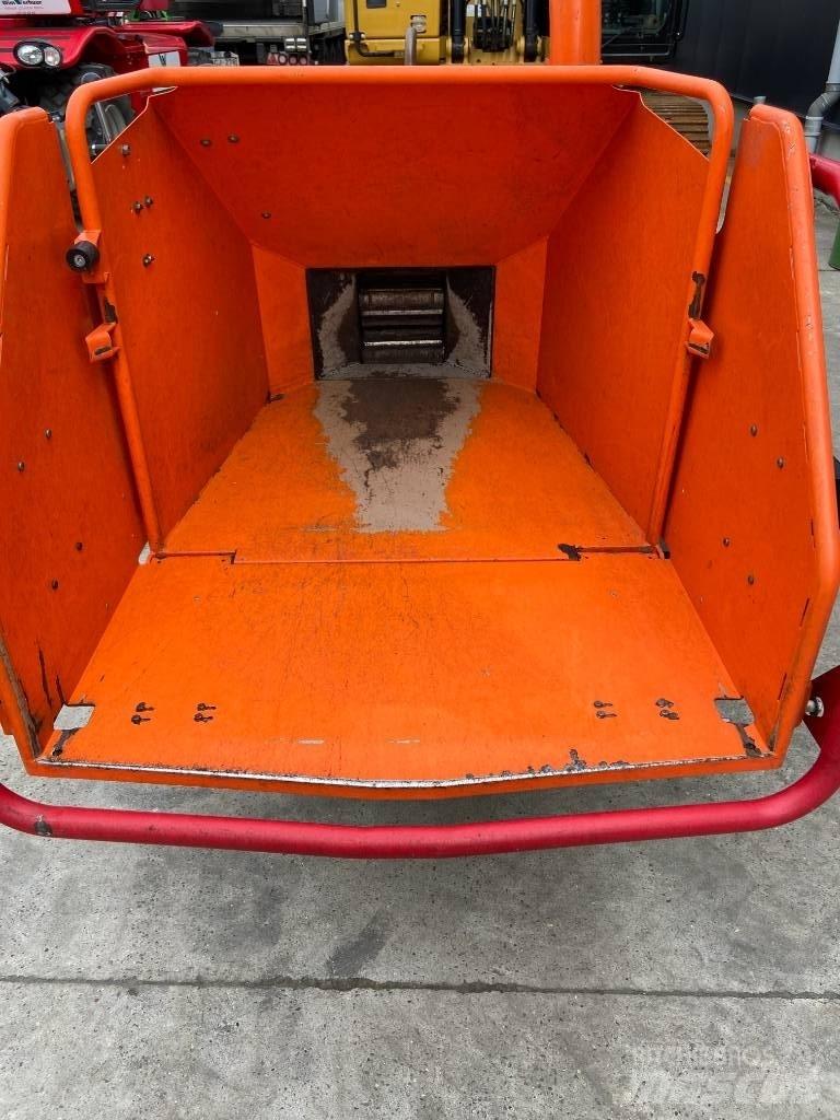Timberwolf TW230/DHB Masini de tocat lemn