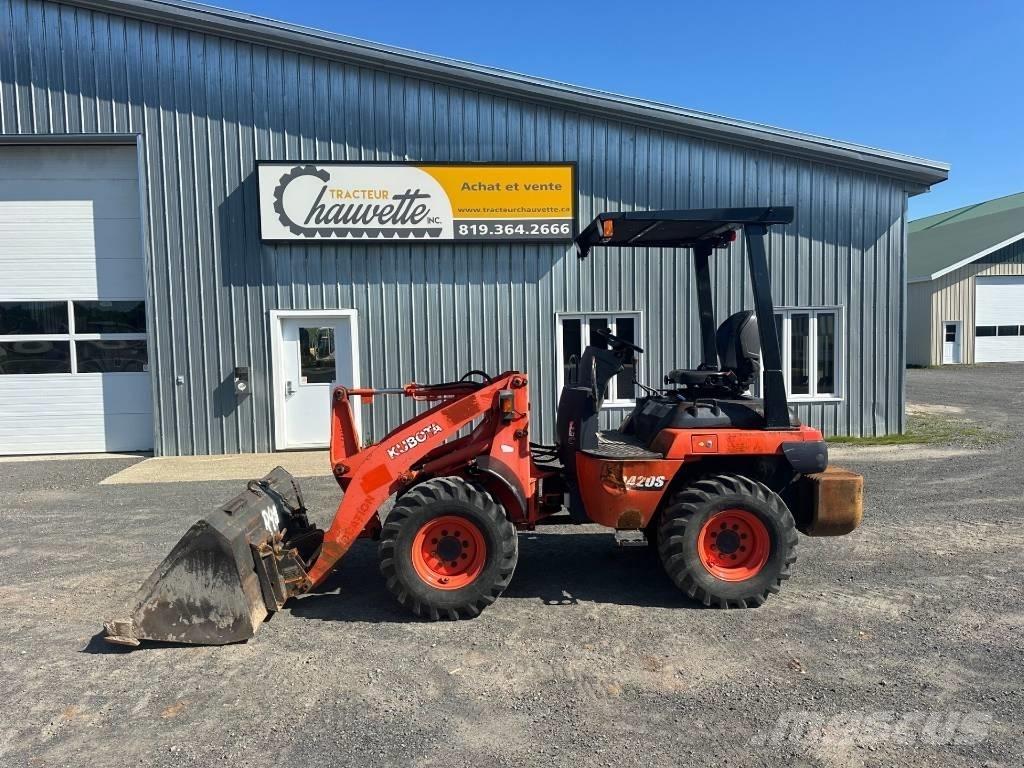 Kubota R 420 S Incarcator pe pneuri