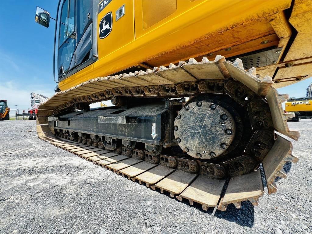 DEERE 210G LC Excavatoare pe șenile

