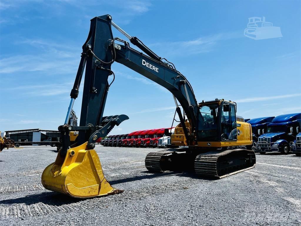 DEERE 210G LC Excavatoare pe șenile

