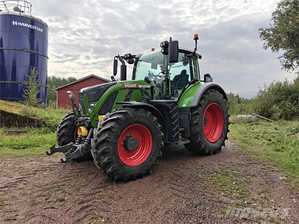 Fendt 718 Gen6 Tractoare