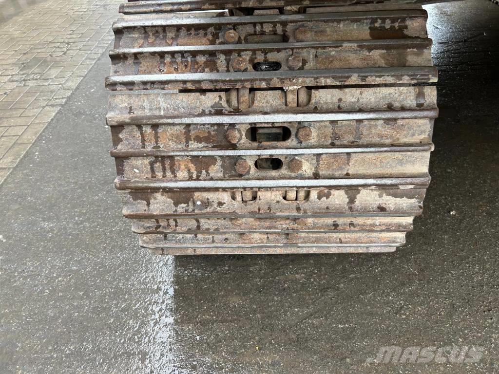 CAT 320 Excavatoare pe șenile
