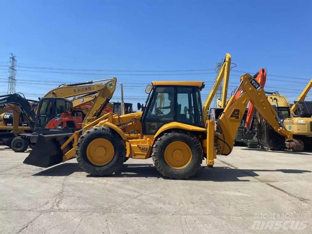 JCB 4 CX Buldoexcavatoare