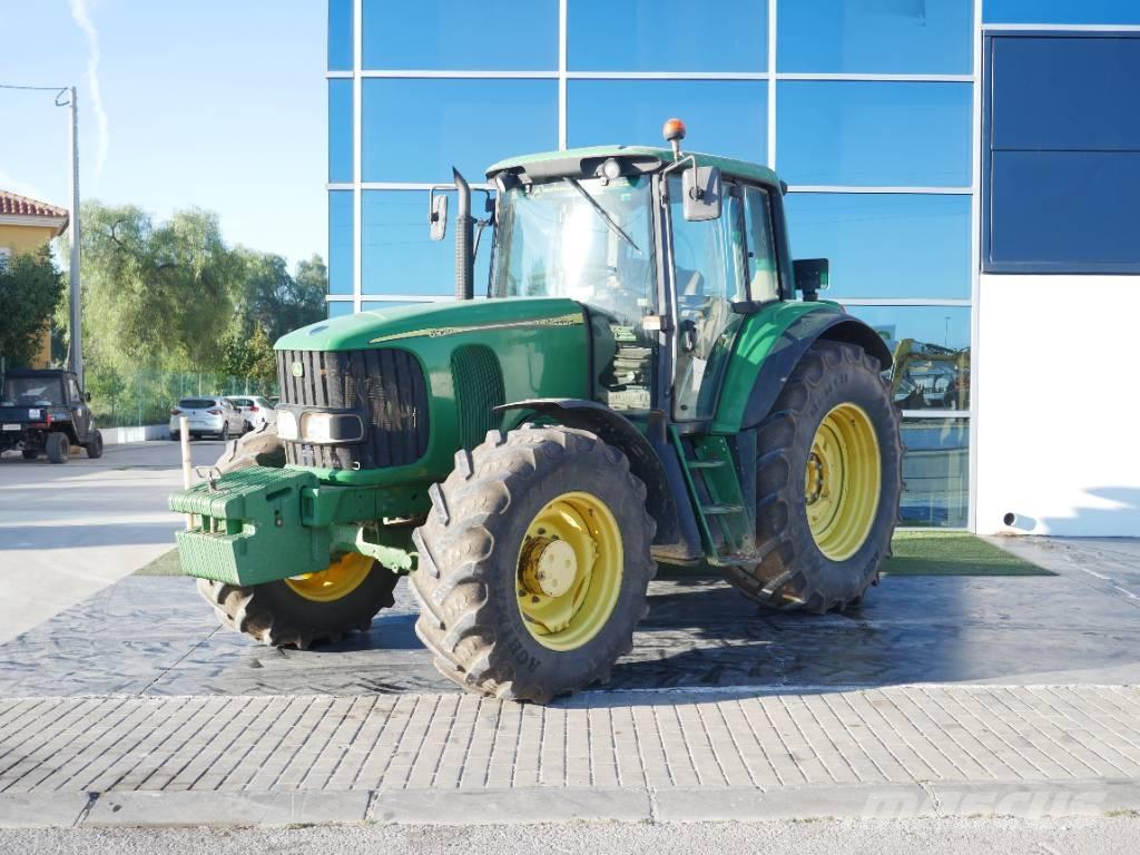 John Deere 6920 Tractoare