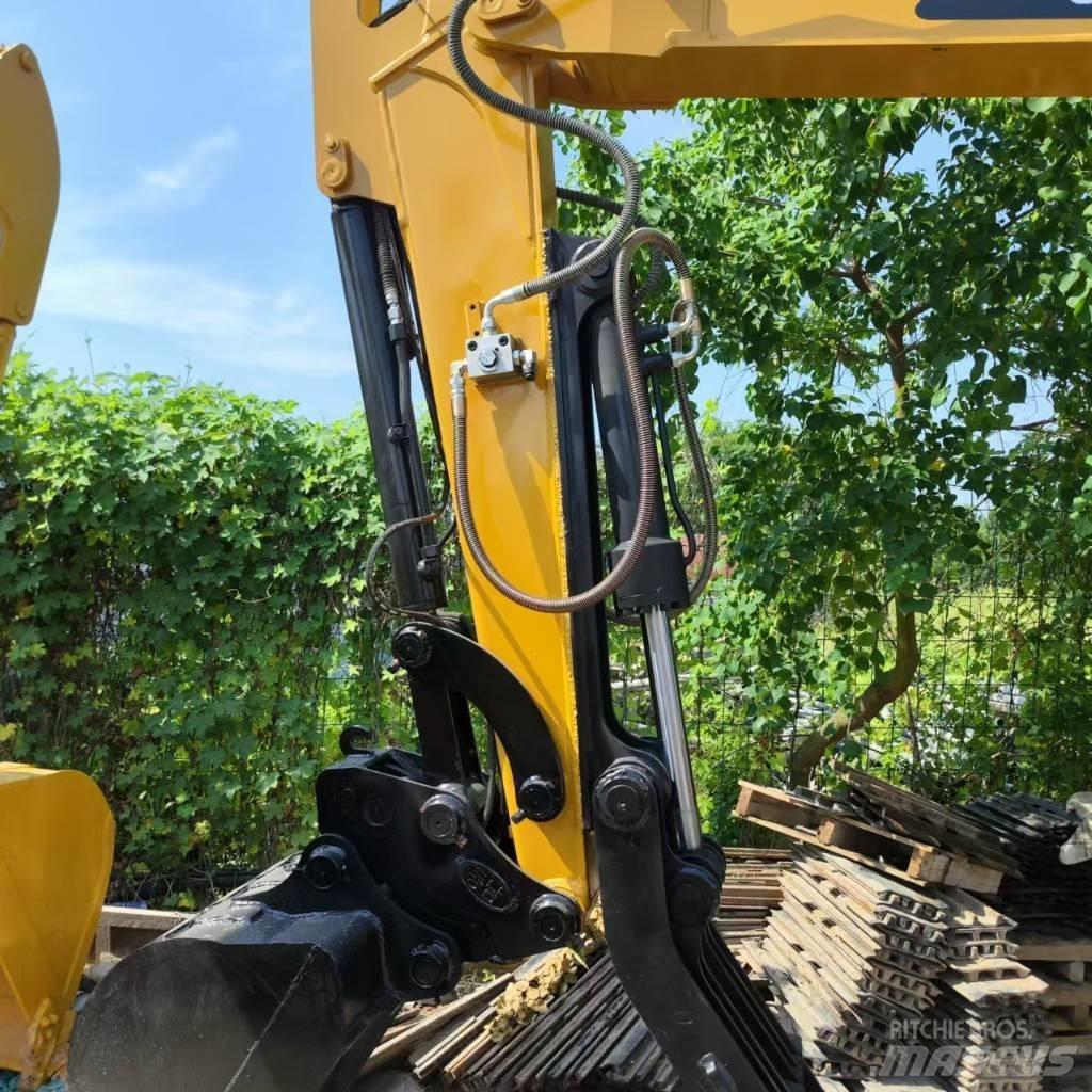 CAT 306 Excavatoare pe șenile
