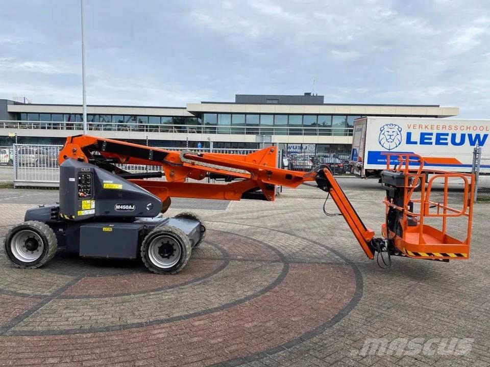 JLG M 450 AJ Nacele cu brat articulat