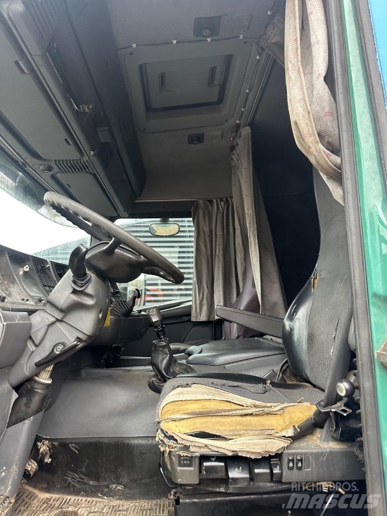 Scania 124 Camion cu carlig de ridicare