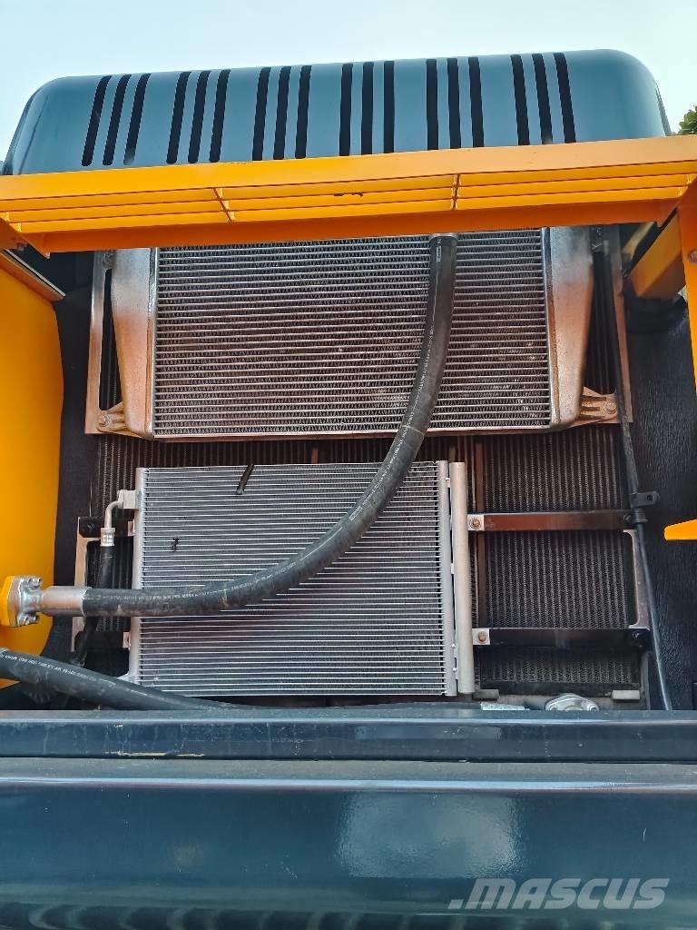 Hyundai R305LC-9T Excavatoare pe șenile
