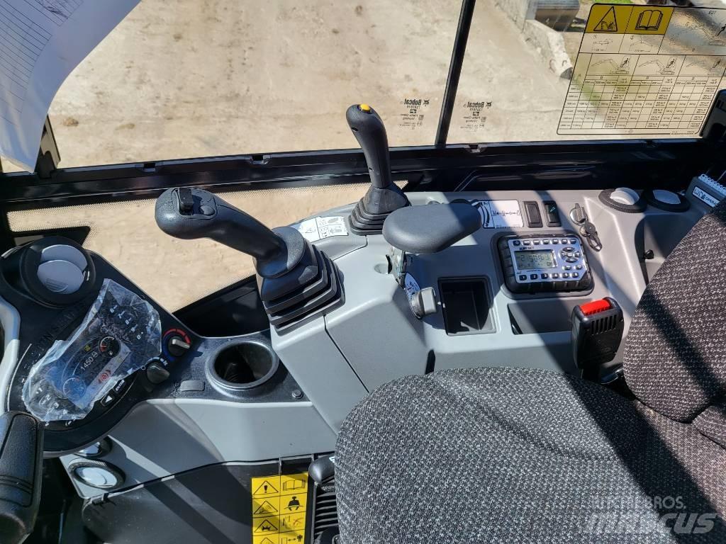 Bobcat E 27 Z Mini excavatoare < 7t