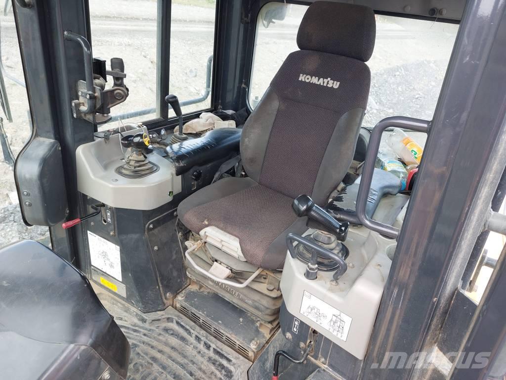 Komatsu D61PX-24 Buldozere pe senile